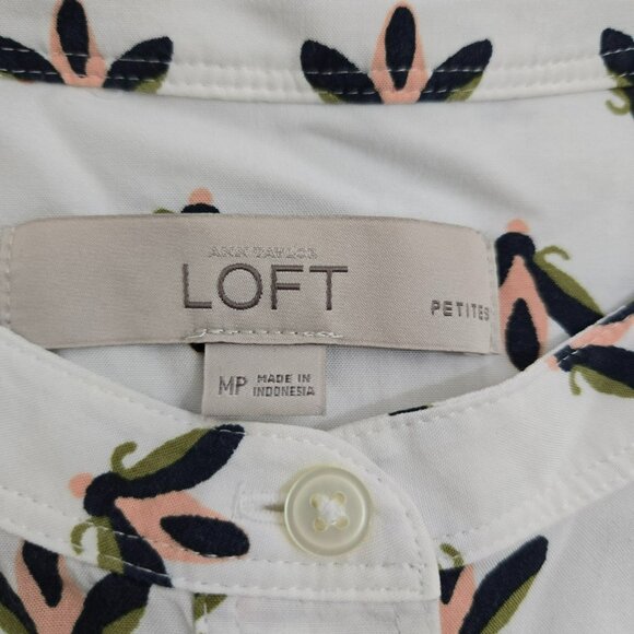 Ann Taylor LOFT Women MP White Oversized Popover Bug Print Blouse Top 1/4 Button - Picture 7 of 13